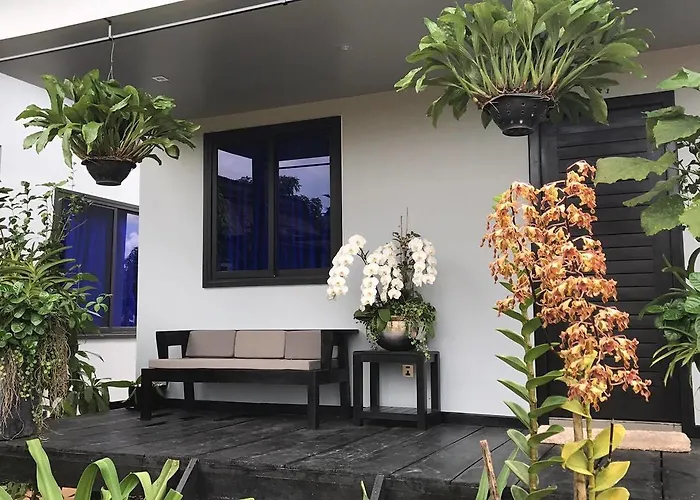 Botanic Artistry Boutique & Garden